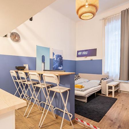 Cosy Studio In Central Party District W41 Blue بودابست المظهر الخارجي الصورة